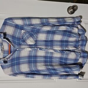 beachlunchlounge Blue and White Checkered Women's Shirt